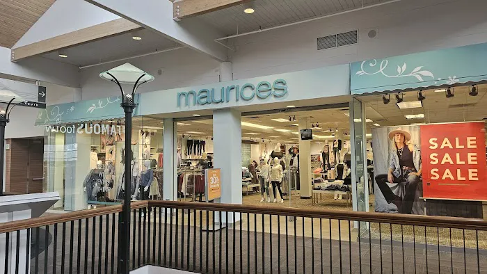 Maurices 8