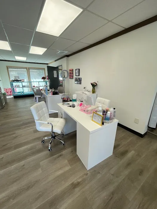 Preciosa Nail Supply & Salon 4