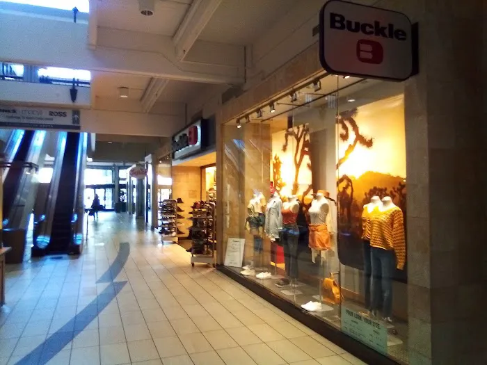 Buckle 6