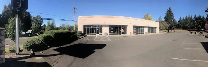 Eva's Boutique 9