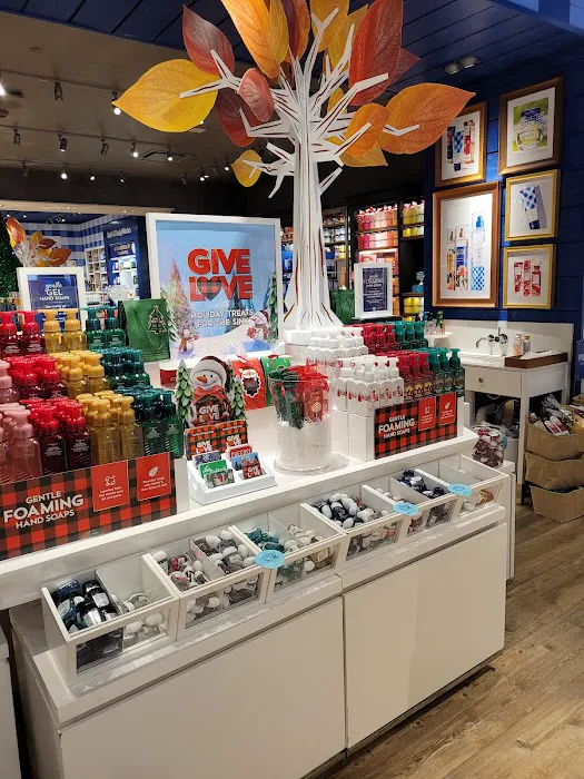 Bath & Body Works 3