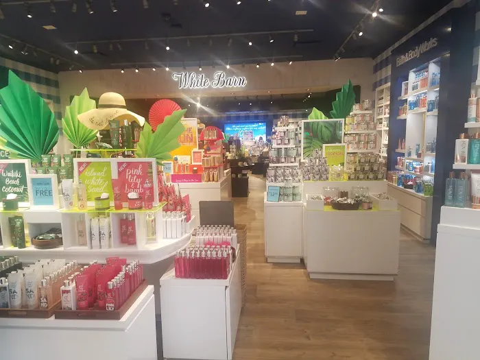 Bath & Body Works 7