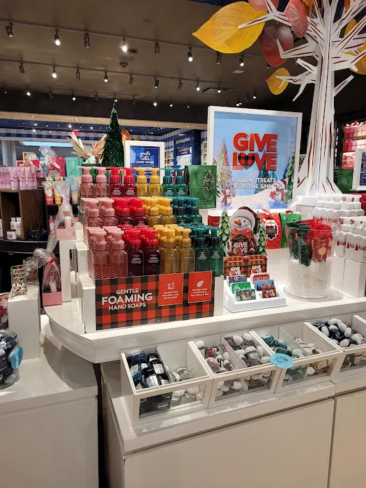 Bath & Body Works 9