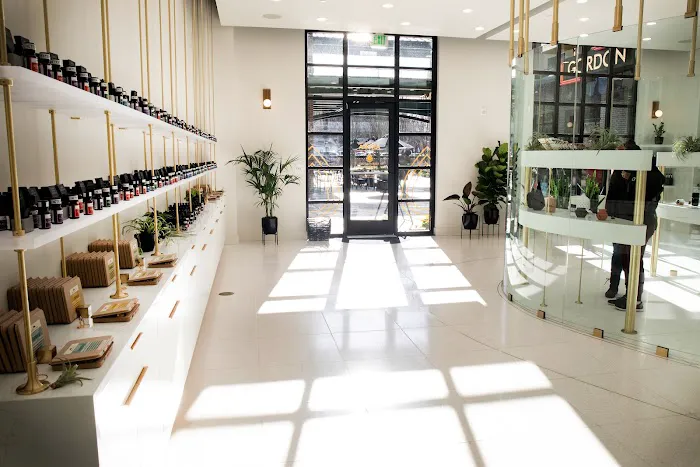 Mountain Rose Aroma Bar 2
