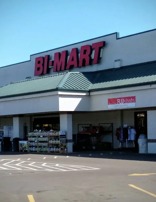 Bi-Mart Membership Discount Stores 1