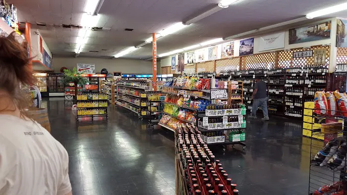 University Market 2