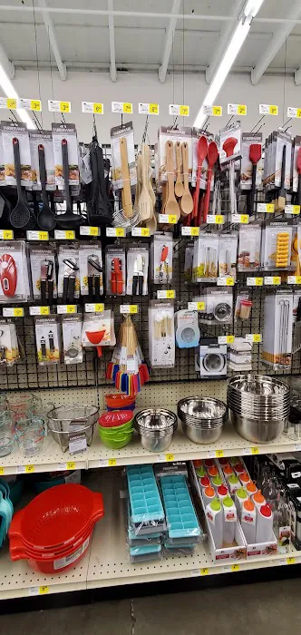 Bi-Mart Membership Discount Stores 1