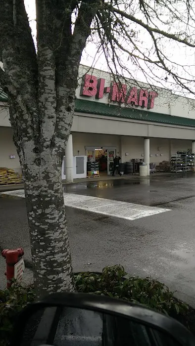 Bi-Mart Membership Discount Stores 3