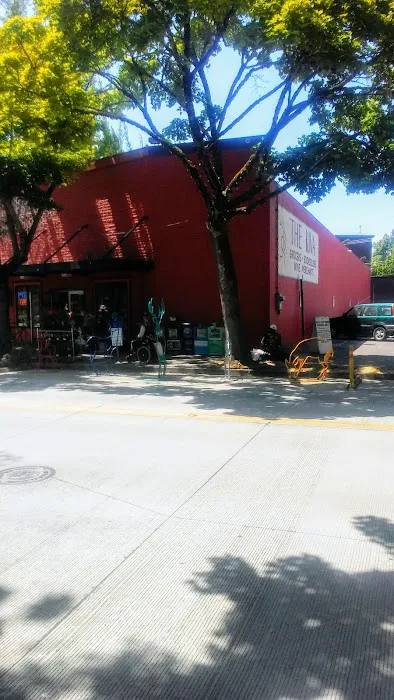The Kiva Grocery & Deli 6