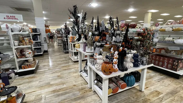 T.J. Maxx & HomeGoods 7