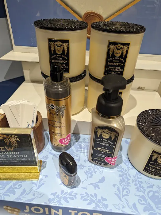 Bath & Body Works 4