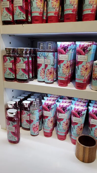 Bath & Body Works 6