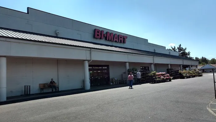 Bi-Mart Membership Discount Stores 9