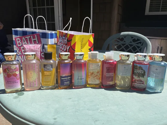 Bath & Body Works 2