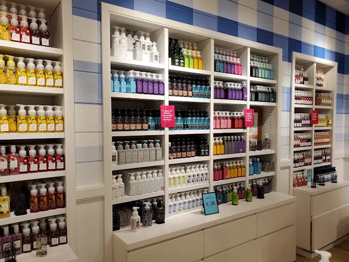 Bath & Body Works 6