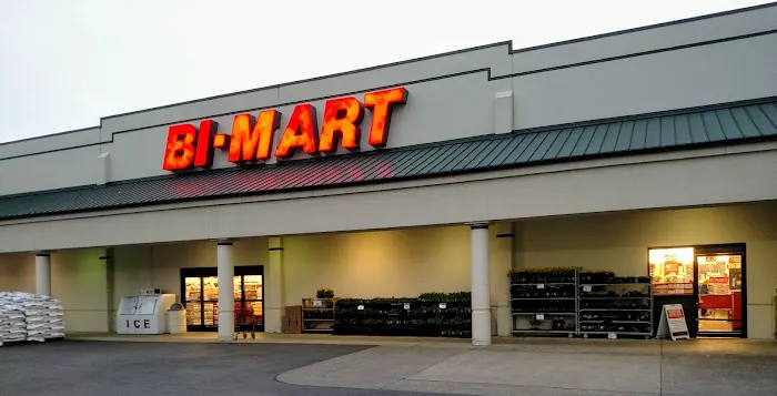 Bi-Mart Membership Discount Stores 1