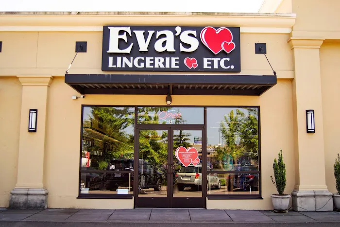 Eva's Boutique 8