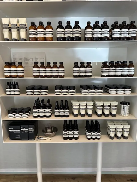 Aesop Montrose 7