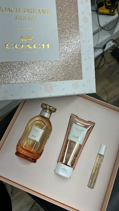 Crown Perfume & Cosmetics 8
