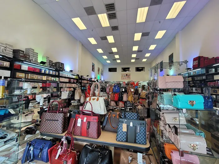 AT Perfumes Wholesale and Retail 4