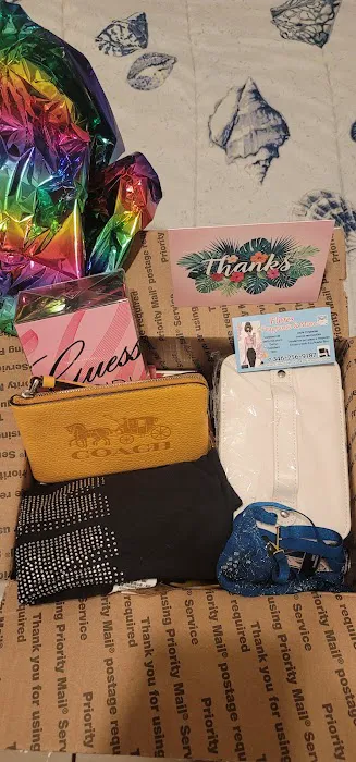 Flores Boutique &More 8