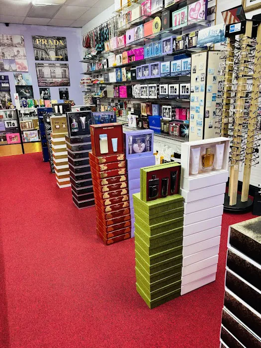 Designer Perfumes Hut 1