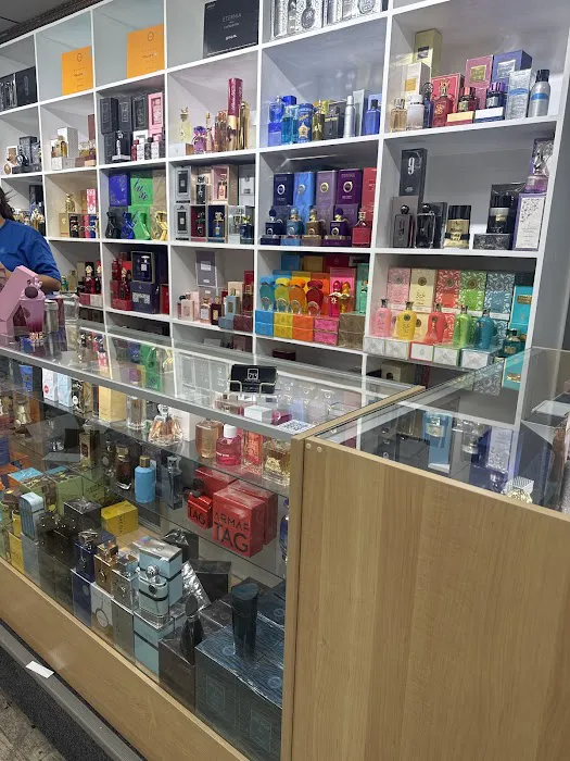 713 Perfumes 1