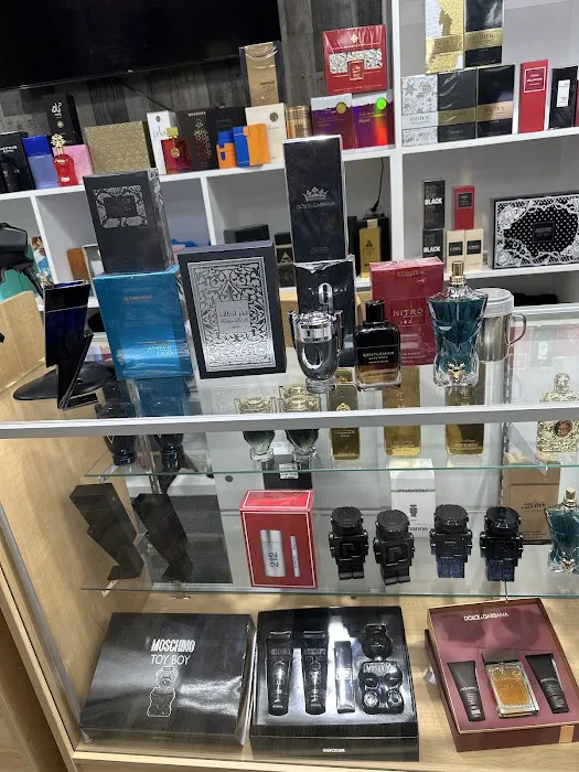 713 Perfumes 8