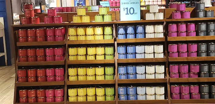 Bath & Body Works 2