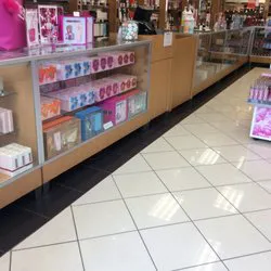 Perfumania 8