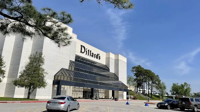 Dillard's 6