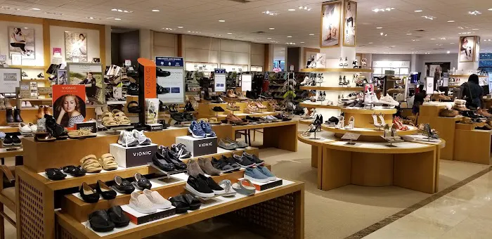 Dillard's 7