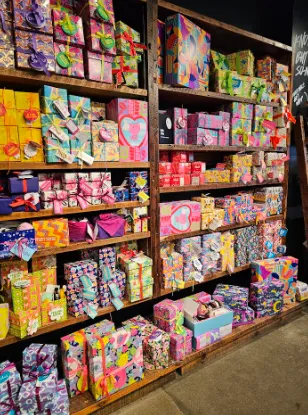 Lush Cosmetics Baybrook 0