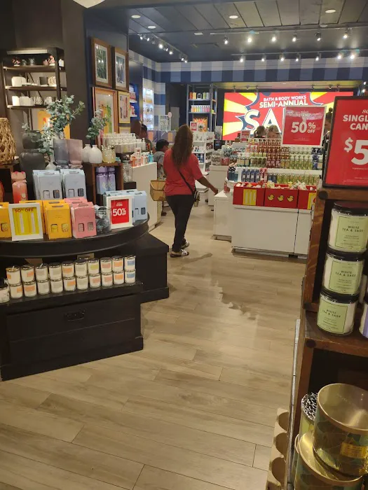 Bath & Body Works 6