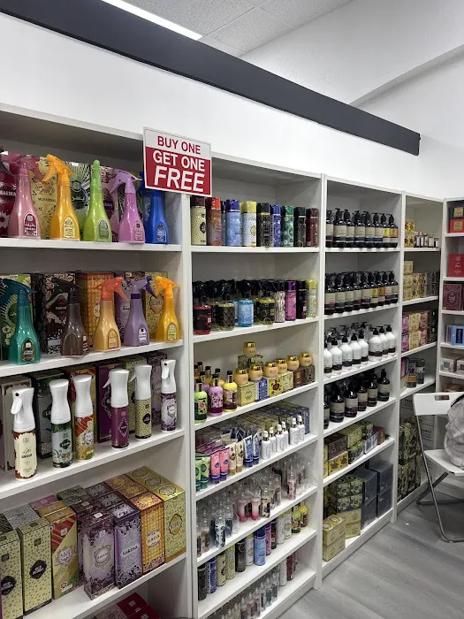 ARABIAN PERFUMES AND OILS 4
