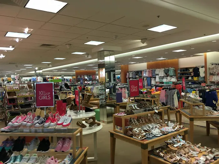 Dillard's 4