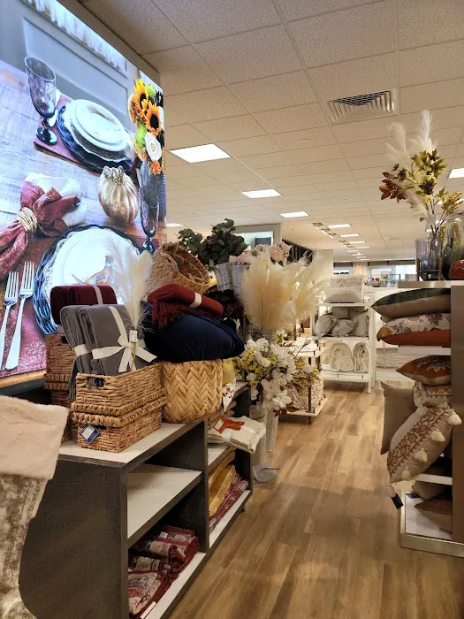 Dillard's 9