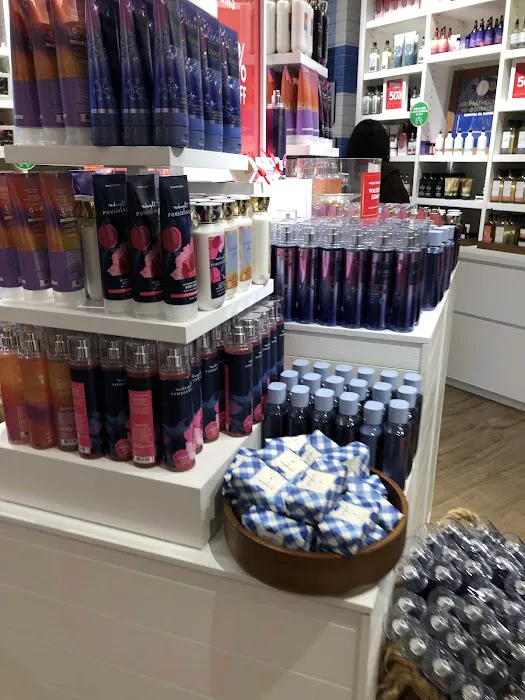 Bath & Body Works 0
