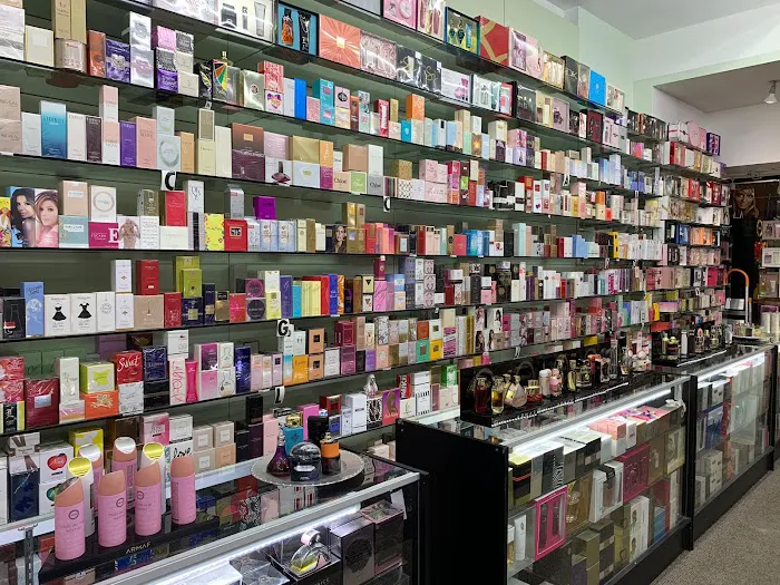 Perfumes Unlimited 6