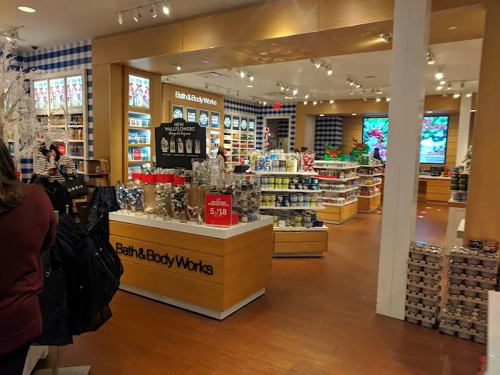 Bath & Body Works 1