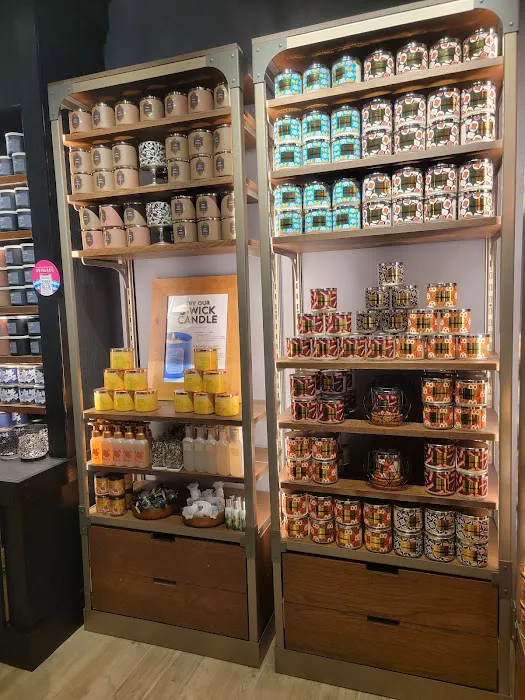 Bath & Body Works 7