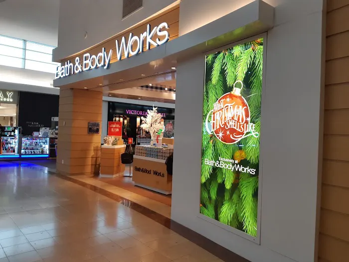 Bath & Body Works 2