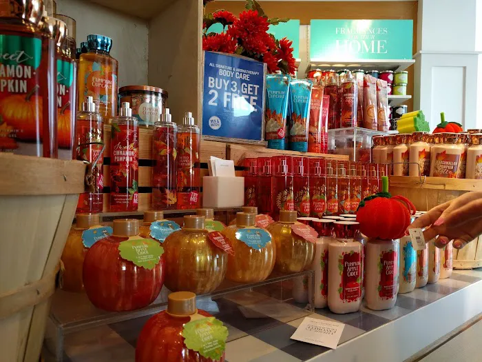 Bath & Body Works 3