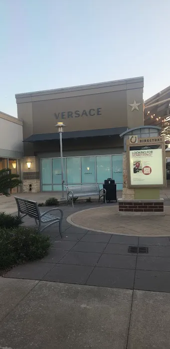 VERSACE 0