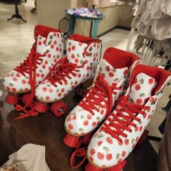 Altar'd State The Woodlands Mall ico