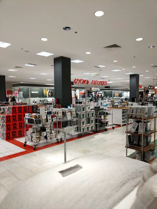 Macy's 0