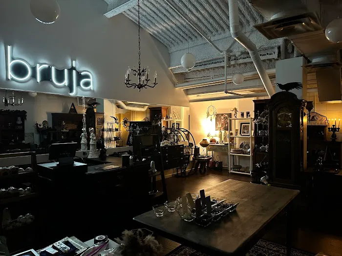 BRUJA 8
