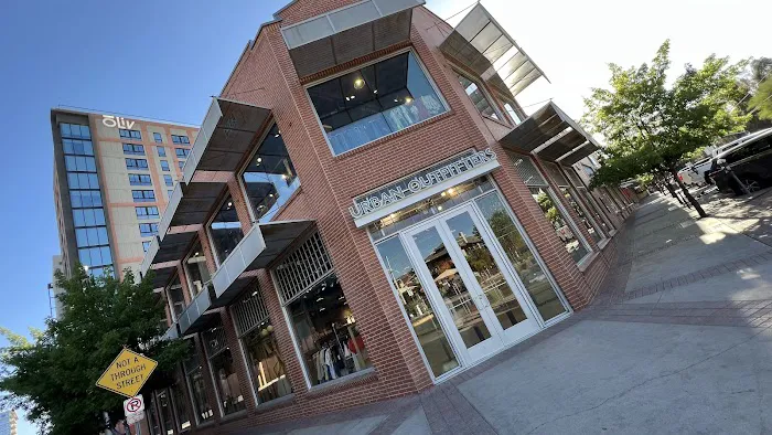 Urban Outfitters 5