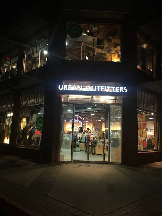 Urban Outfitters 4