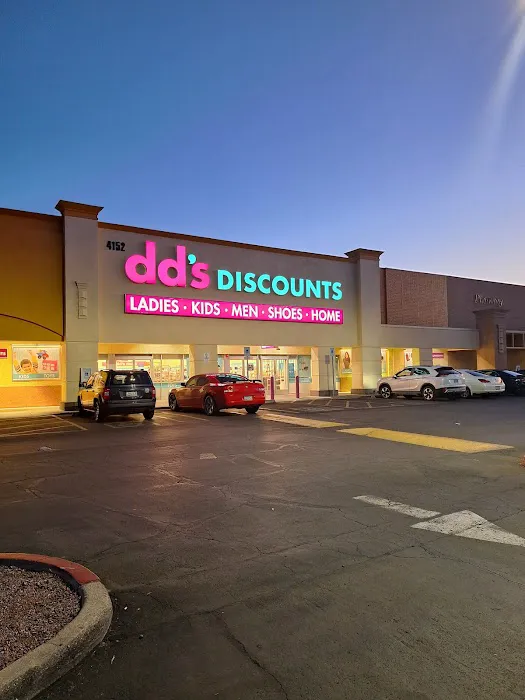 dd's DISCOUNTS 9